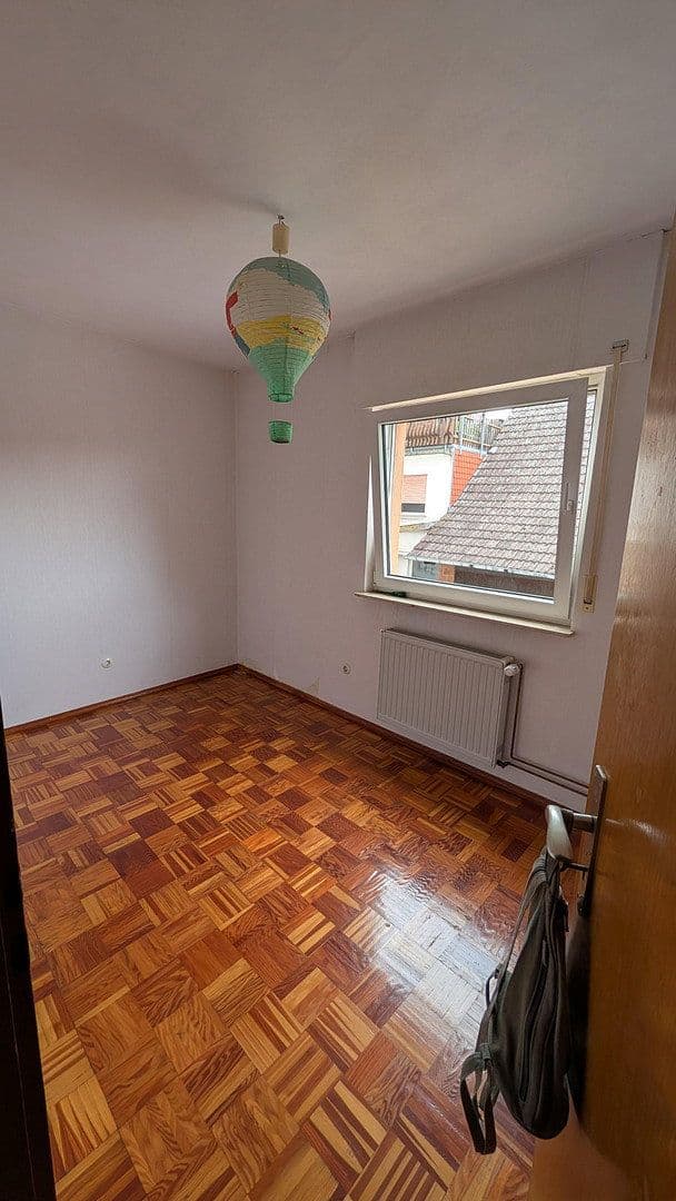 Prodej domu 160 m², pozemek 1.492 m², Lützelbach, Hessen Prodej domu 160 m², pozemek 1.492 m², Lützelbach, Hessen