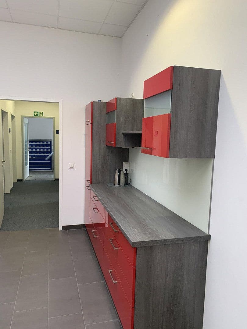 Pronájem nebytového prostoru 1.300 m², Hamburg, Hamburg Pronájem nebytového prostoru 1.300 m², Hamburg, Hamburg