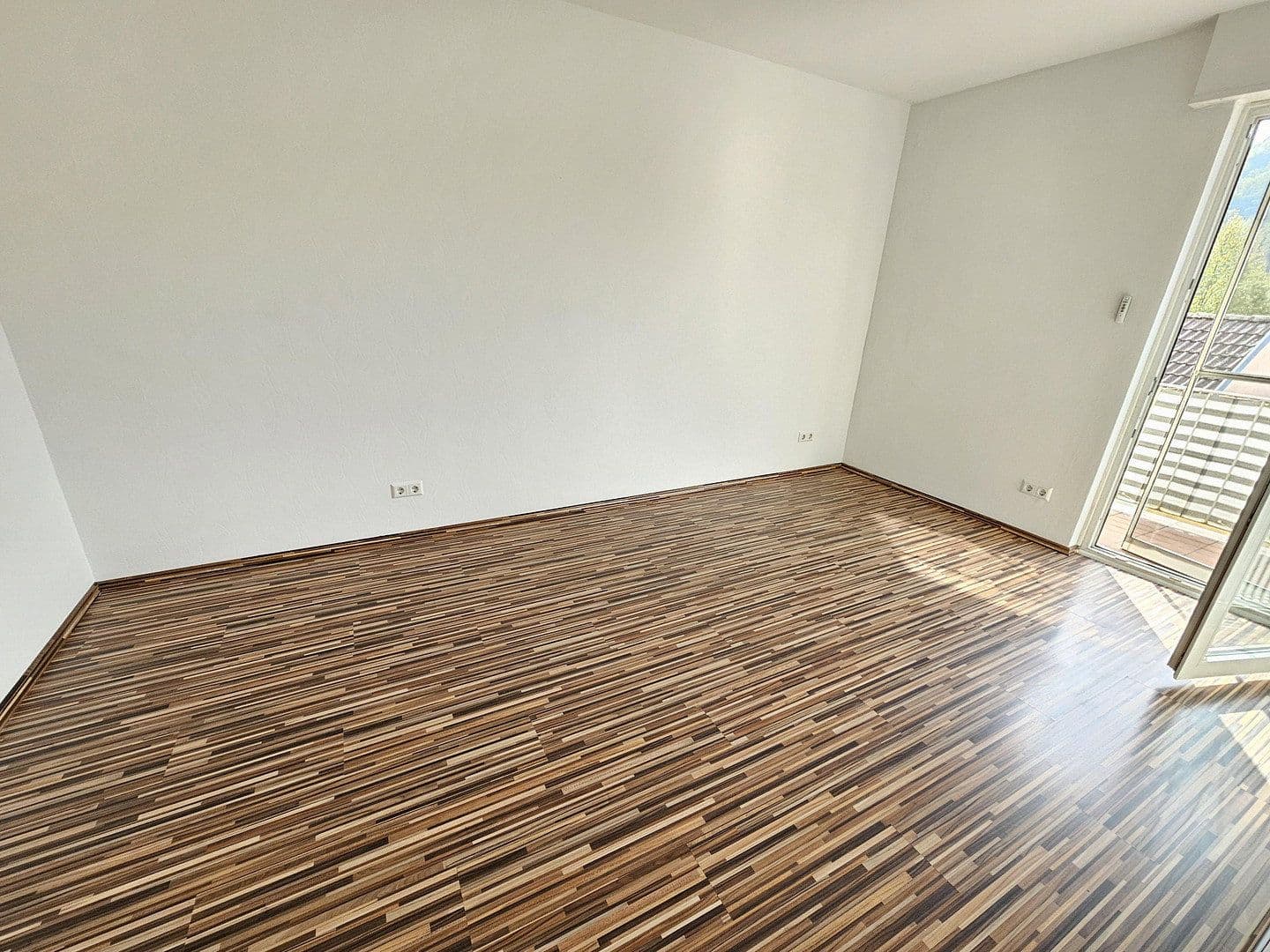 Pronájem bytu 2+1 50 m², Hauptstraße 22, Neckargemünd, Bádensko-Württembersko Pronájem bytu 2+1 50 m², Hauptstraße 22, Neckargemünd, Bádensko-Württembersko