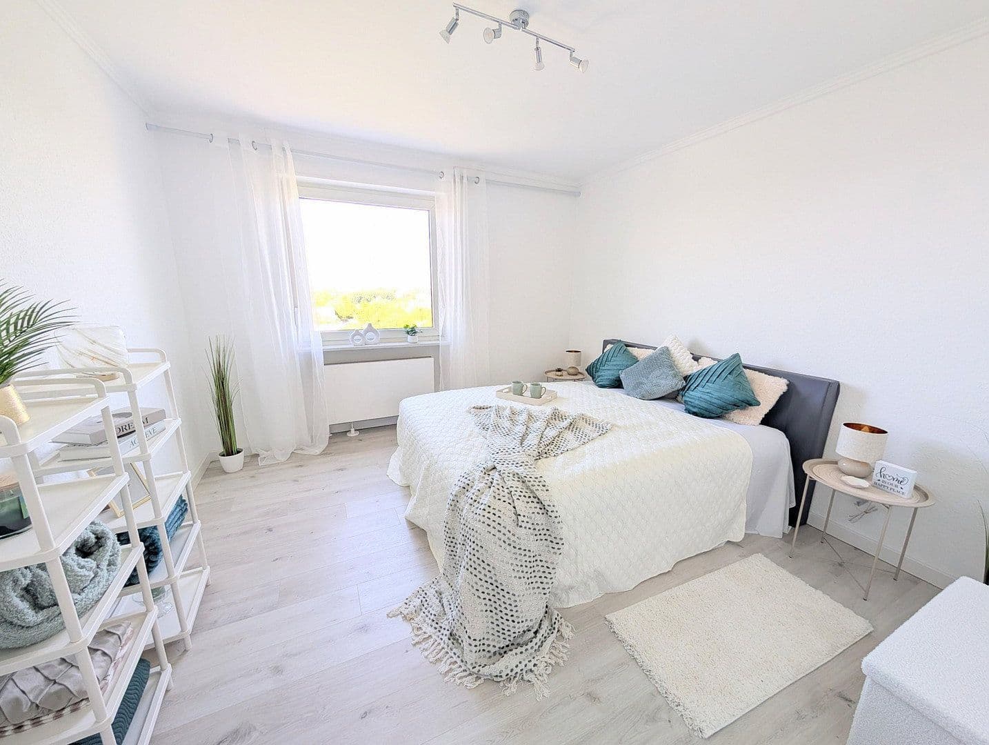 Prodej bytu 3+1 80 m², Karlsbader Straße 7, Ludwigshafen am Rhein, Porýní-Falc Prodej bytu 3+1 80 m², Karlsbader Straße 7, Ludwigshafen am Rhein, Porýní-Falc