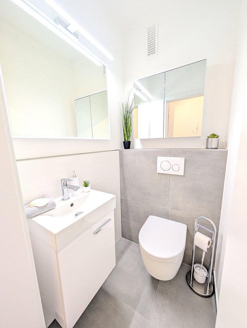 Prodej bytu 3+1 80 m², Karlsbader Straße 7, Ludwigshafen am Rhein, Porýní-Falc Prodej bytu 3+1 80 m², Karlsbader Straße 7, Ludwigshafen am Rhein, Porýní-Falc