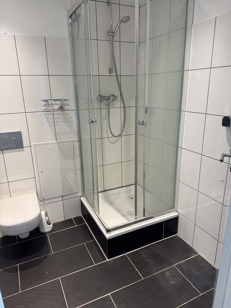 Prodej domu 206 m², pozemek 813 m², Berlin - Reinickendorf, Berlín Prodej domu 206 m², pozemek 813 m², Berlin - Reinickendorf, Berlín