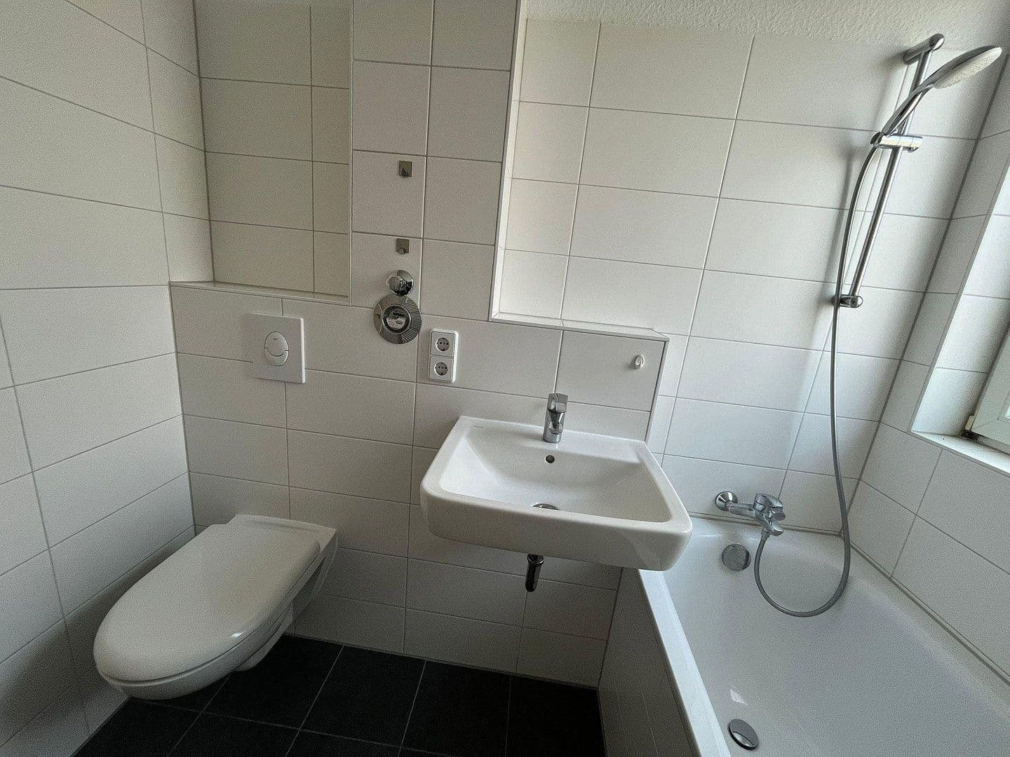Prodej bytu 2+1 59 m², Berlin Mariendorf, Berlín Prodej bytu 2+1 59 m², Berlin Mariendorf, Berlín