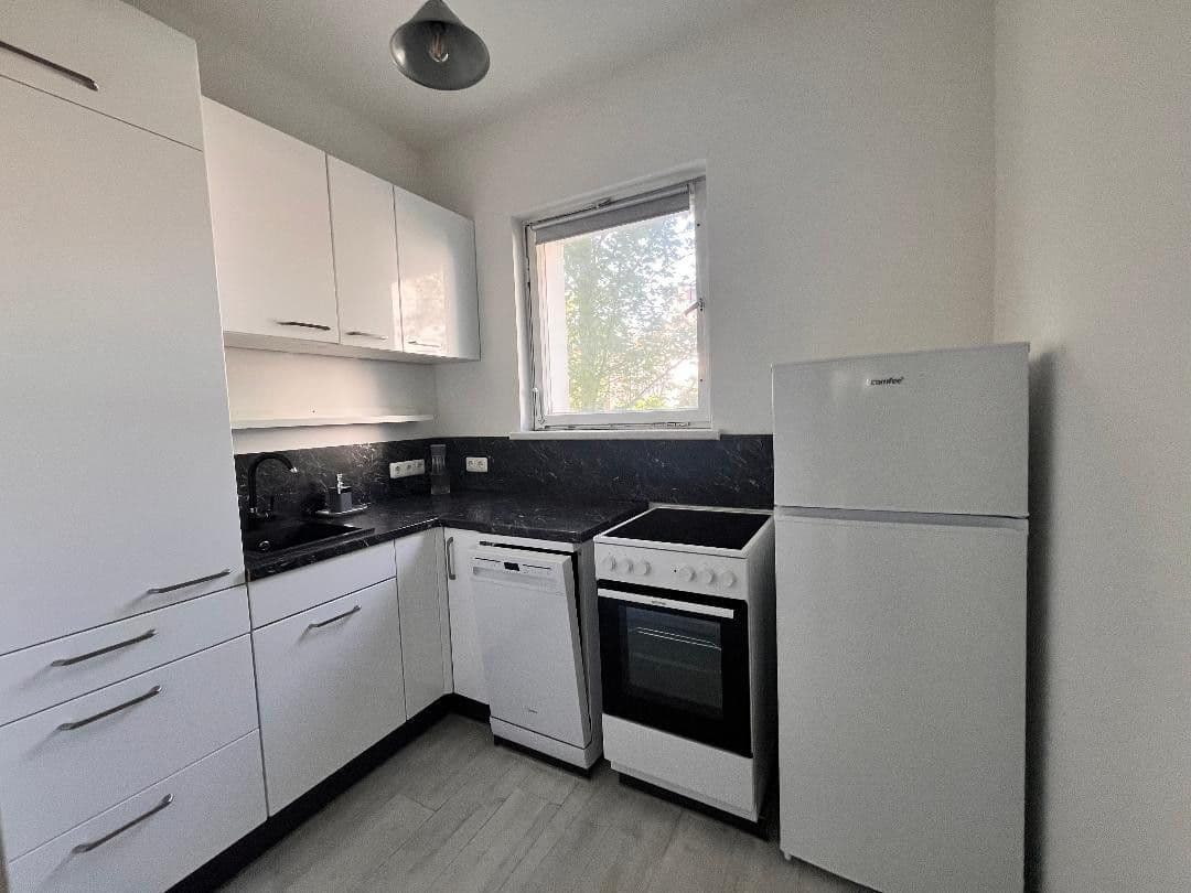 Prodej bytu 2+1 44 m², Berlin Friedenau, Berlín Prodej bytu 2+1 44 m², Berlin Friedenau, Berlín