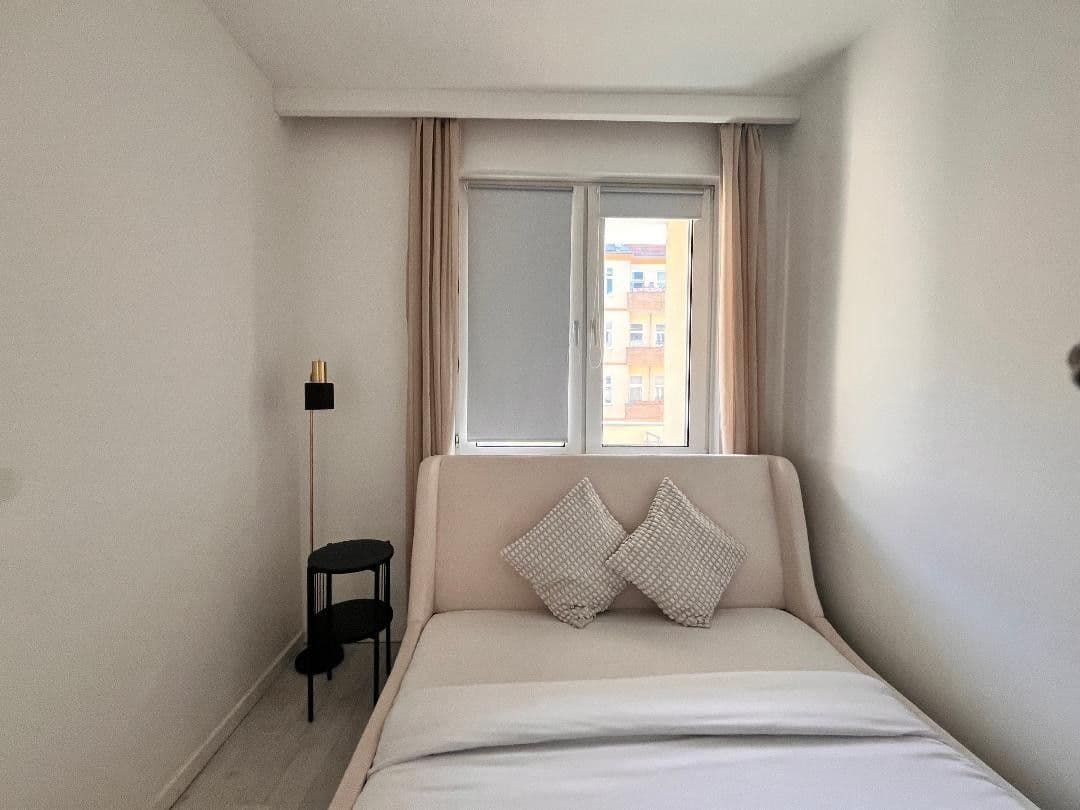 Prodej bytu 2+1 44 m², Berlin Friedenau, Berlín Prodej bytu 2+1 44 m², Berlin Friedenau, Berlín