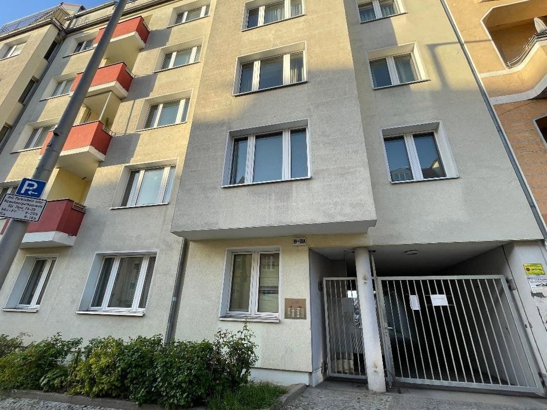 Prodej bytu 2+1 44 m², Berlin Friedenau, Berlín Prodej bytu 2+1 44 m², Berlin Friedenau, Berlín