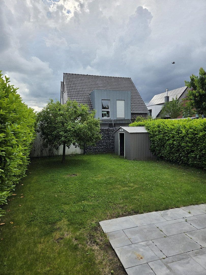 Prodej domu 130 m², pozemek 262 m², Greven, Severní Porýní-Vestfálsko Prodej domu 130 m², pozemek 262 m², Greven, Severní Porýní-Vestfálsko