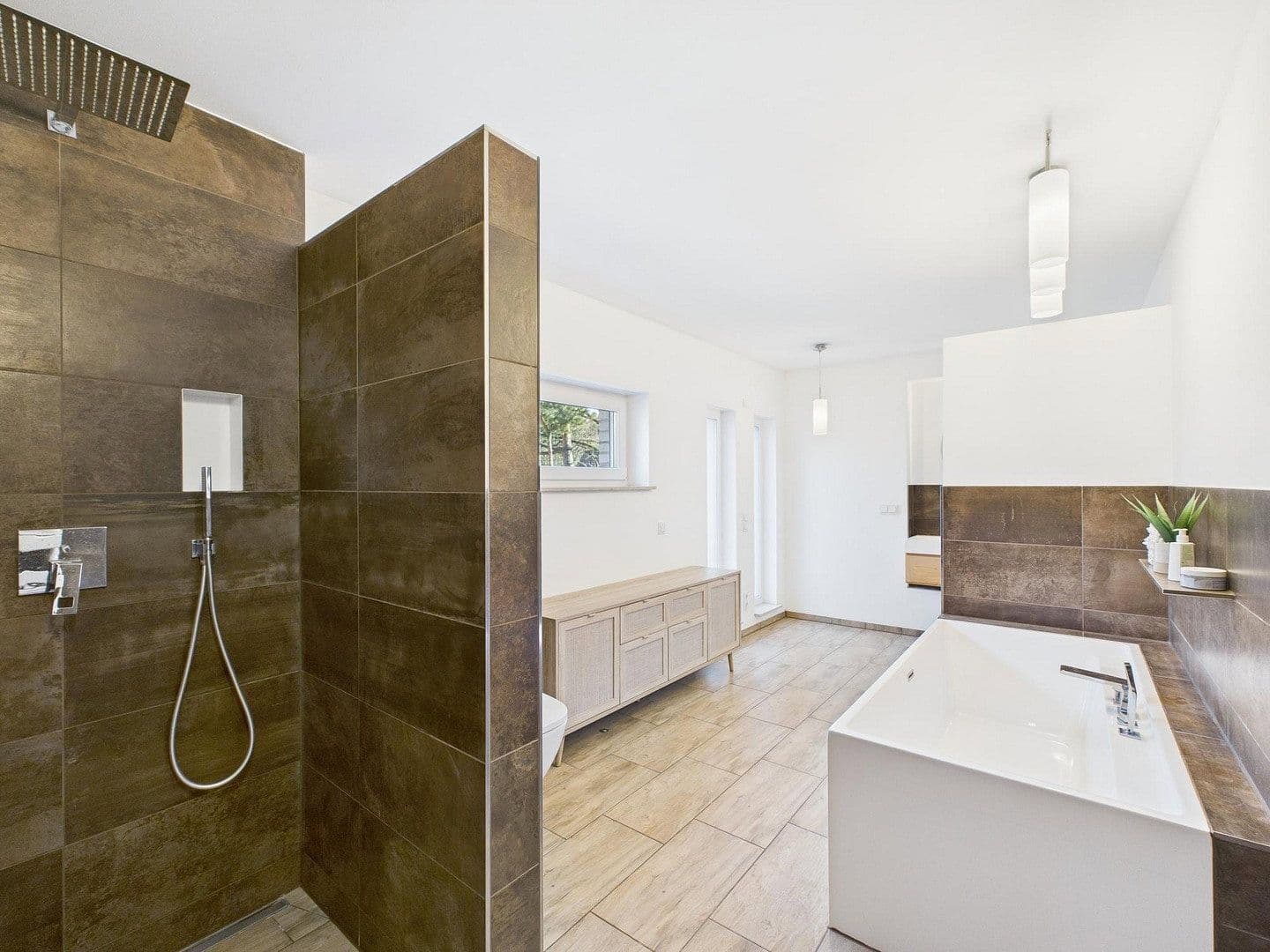 Prodej domu 178 m², pozemek 1.401 m², Mittenwalde, Braniborsko Prodej domu 178 m², pozemek 1.401 m², Mittenwalde, Braniborsko