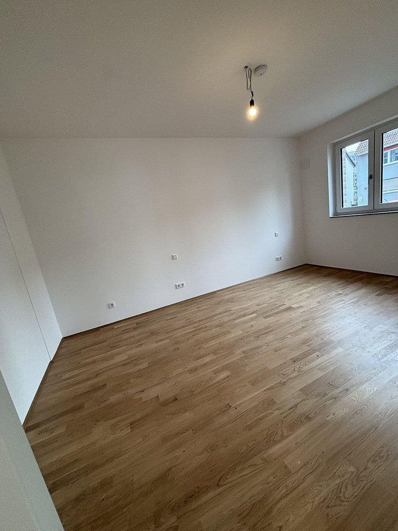 Pronájem bytu 3+1 76 m², Eschollbrücker Straße 6, Darmstadt, Hessen Pronájem bytu 3+1 76 m², Eschollbrücker Straße 6, Darmstadt, Hessen