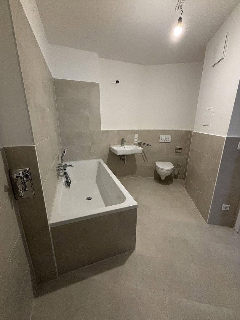 Pronájem bytu 3+1 76 m², Eschollbrücker Straße 6, Darmstadt, Hessen Pronájem bytu 3+1 76 m², Eschollbrücker Straße 6, Darmstadt, Hessen