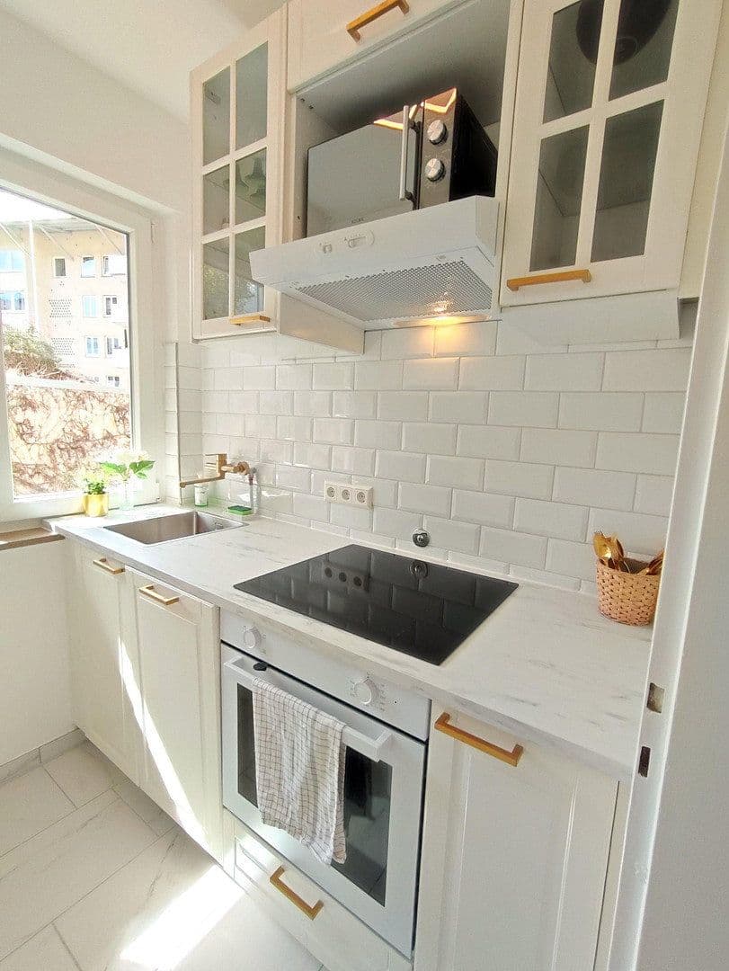 Pronájem bytu 2+1 37 m², Moserstraße 15, Stuttgart, Bádensko-Württembersko Pronájem bytu 2+1 37 m², Moserstraße 15, Stuttgart, Bádensko-Württembersko