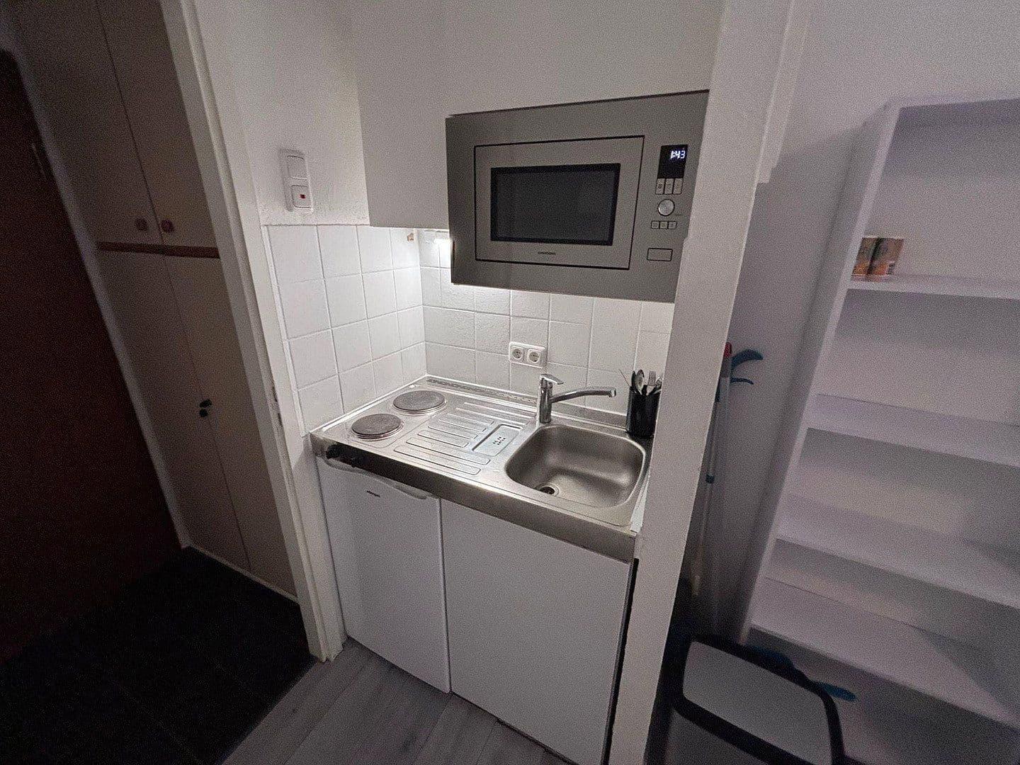 Pronájem bytu 1+1 18 m², Turmstr. 16, Cáchy, Severní Porýní-Vestfálsko Pronájem bytu 1+1 18 m², Turmstr. 16, Cáchy, Severní Porýní-Vestfálsko