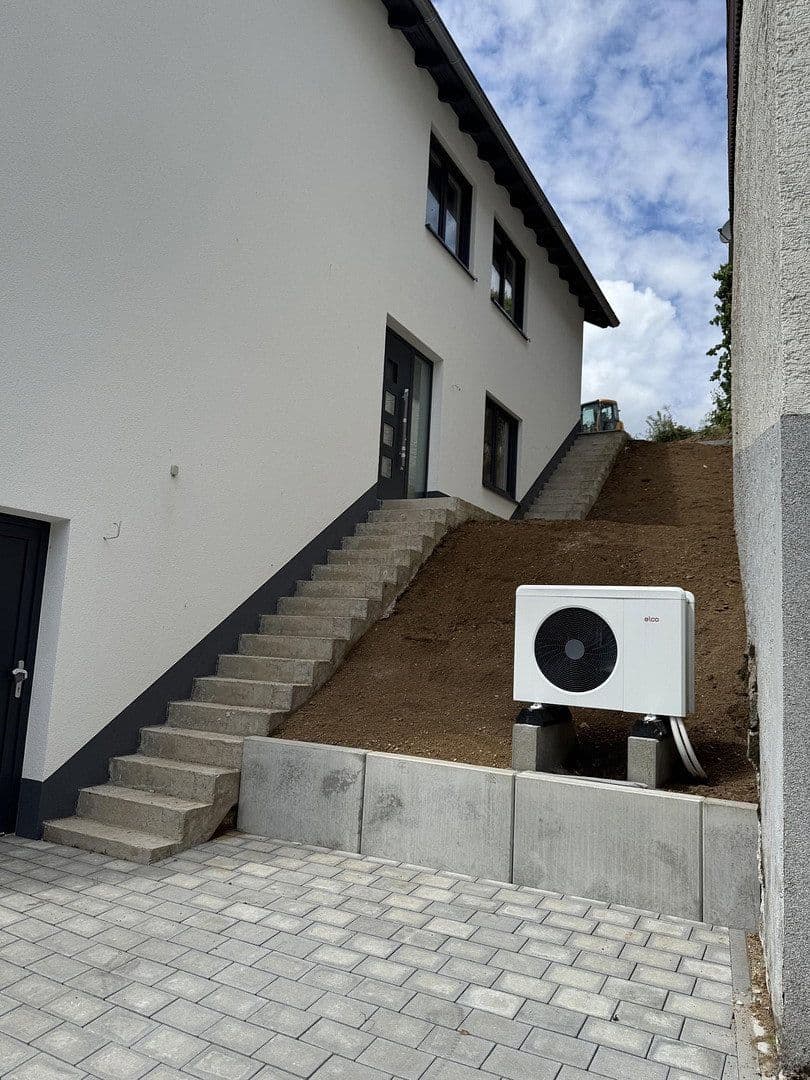 Pronájem domu 161 m², pozemek 539 m², Holzbergstrasse 6a, Rimbach, Hessen Pronájem domu 161 m², pozemek 539 m², Holzbergstrasse 6a, Rimbach, Hessen