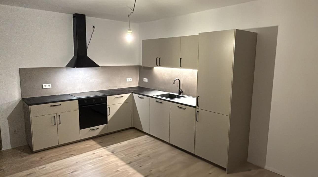 Pronájem domu 161 m², pozemek 539 m², Holzbergstrasse 6a, Rimbach, Hessen Pronájem domu 161 m², pozemek 539 m², Holzbergstrasse 6a, Rimbach, Hessen