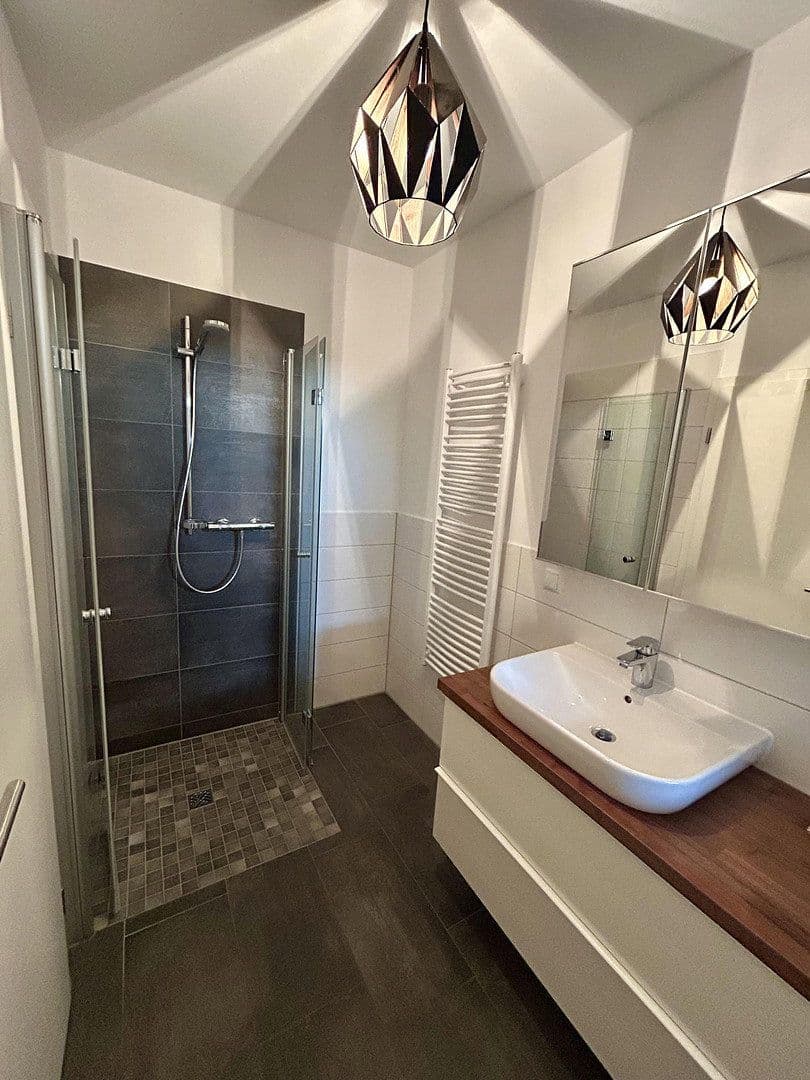 Prodej domu 150 m², pozemek 399 m², Kirchentellinsfurt, Bádensko-Württembersko Prodej domu 150 m², pozemek 399 m², Kirchentellinsfurt, Bádensko-Württembersko