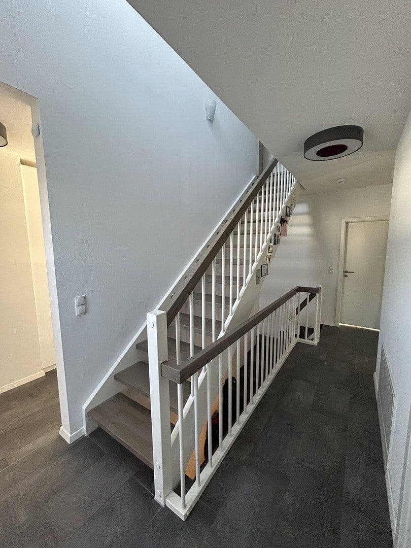 Prodej domu 150 m², pozemek 399 m², Kirchentellinsfurt, Bádensko-Württembersko Prodej domu 150 m², pozemek 399 m², Kirchentellinsfurt, Bádensko-Württembersko