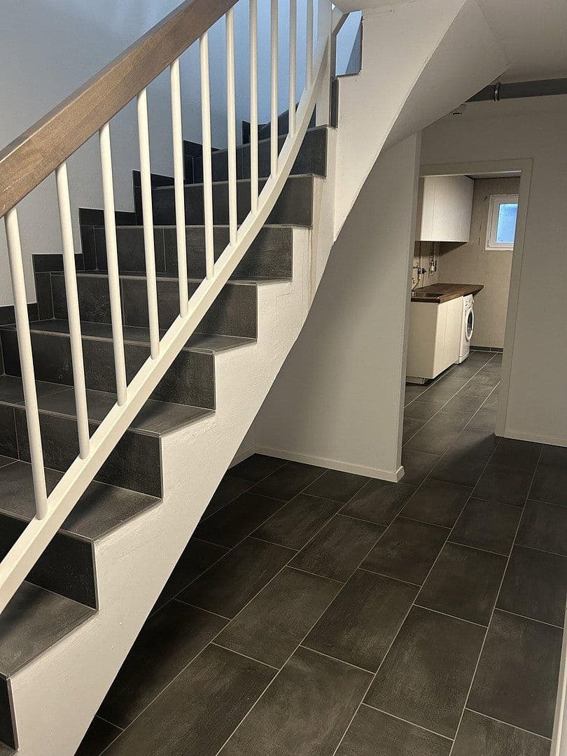 Prodej domu 150 m², pozemek 399 m², Kirchentellinsfurt, Bádensko-Württembersko Prodej domu 150 m², pozemek 399 m², Kirchentellinsfurt, Bádensko-Württembersko