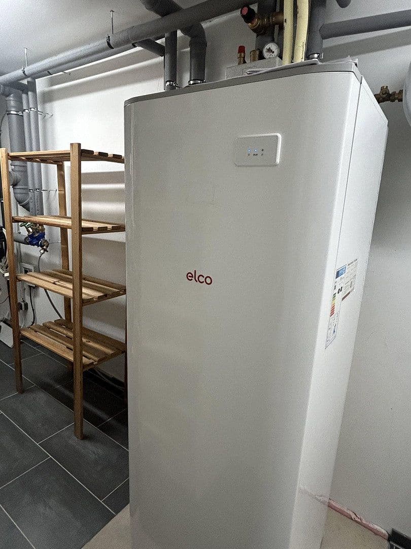 Prodej domu 150 m², pozemek 399 m², Kirchentellinsfurt, Bádensko-Württembersko Prodej domu 150 m², pozemek 399 m², Kirchentellinsfurt, Bádensko-Württembersko