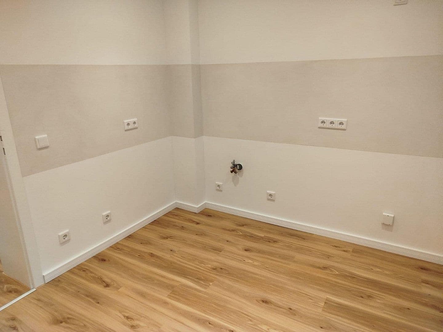 Pronájem bytu 2+1 45 m², Oberdorfstraße 33, Düsseldorf, Severní Porýní-Vestfálsko Pronájem bytu 2+1 45 m², Oberdorfstraße 33, Düsseldorf, Severní Porýní-Vestfálsko