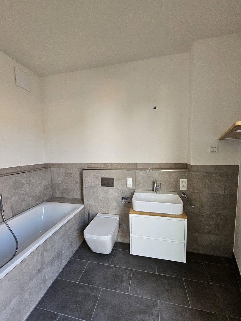 Pronájem bytu 4+1 112 m², Berlin, Berlín Pronájem bytu 4+1 112 m², Berlin, Berlín
