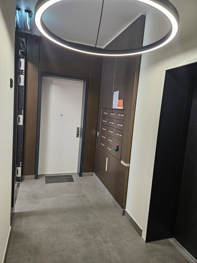 Pronájem bytu 4+1 112 m², Berlin, Berlín Pronájem bytu 4+1 112 m², Berlin, Berlín