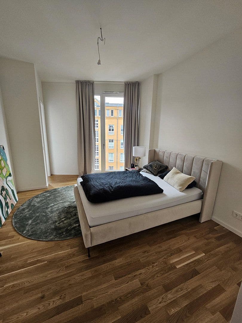Pronájem bytu 4+1 112 m², Berlin, Berlín Pronájem bytu 4+1 112 m², Berlin, Berlín