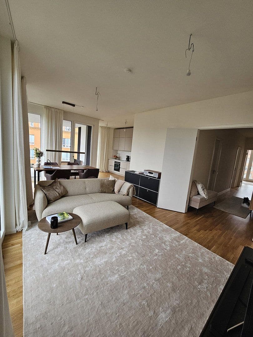 Pronájem bytu 4+1 112 m², Berlin, Berlín Pronájem bytu 4+1 112 m², Berlin, Berlín