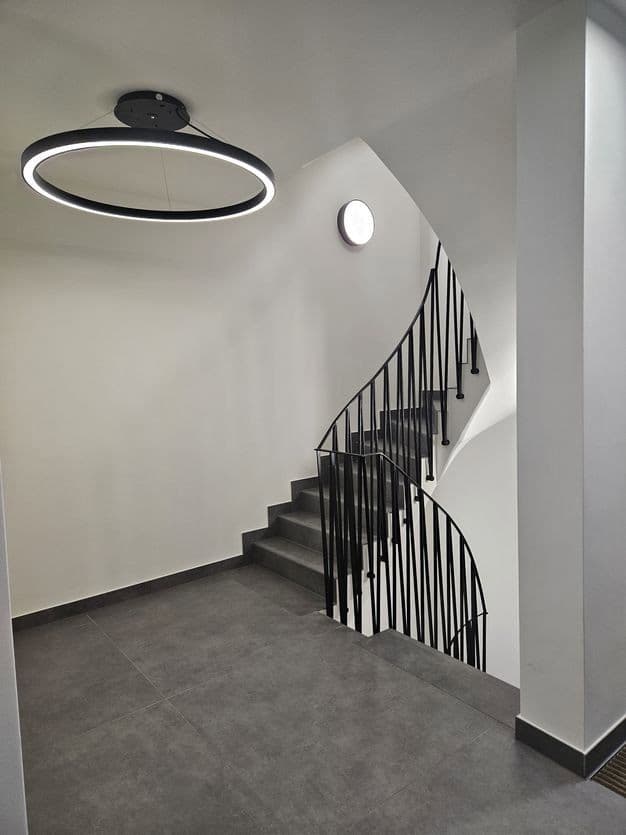 Pronájem bytu 4+1 112 m², Berlin, Berlín Pronájem bytu 4+1 112 m², Berlin, Berlín