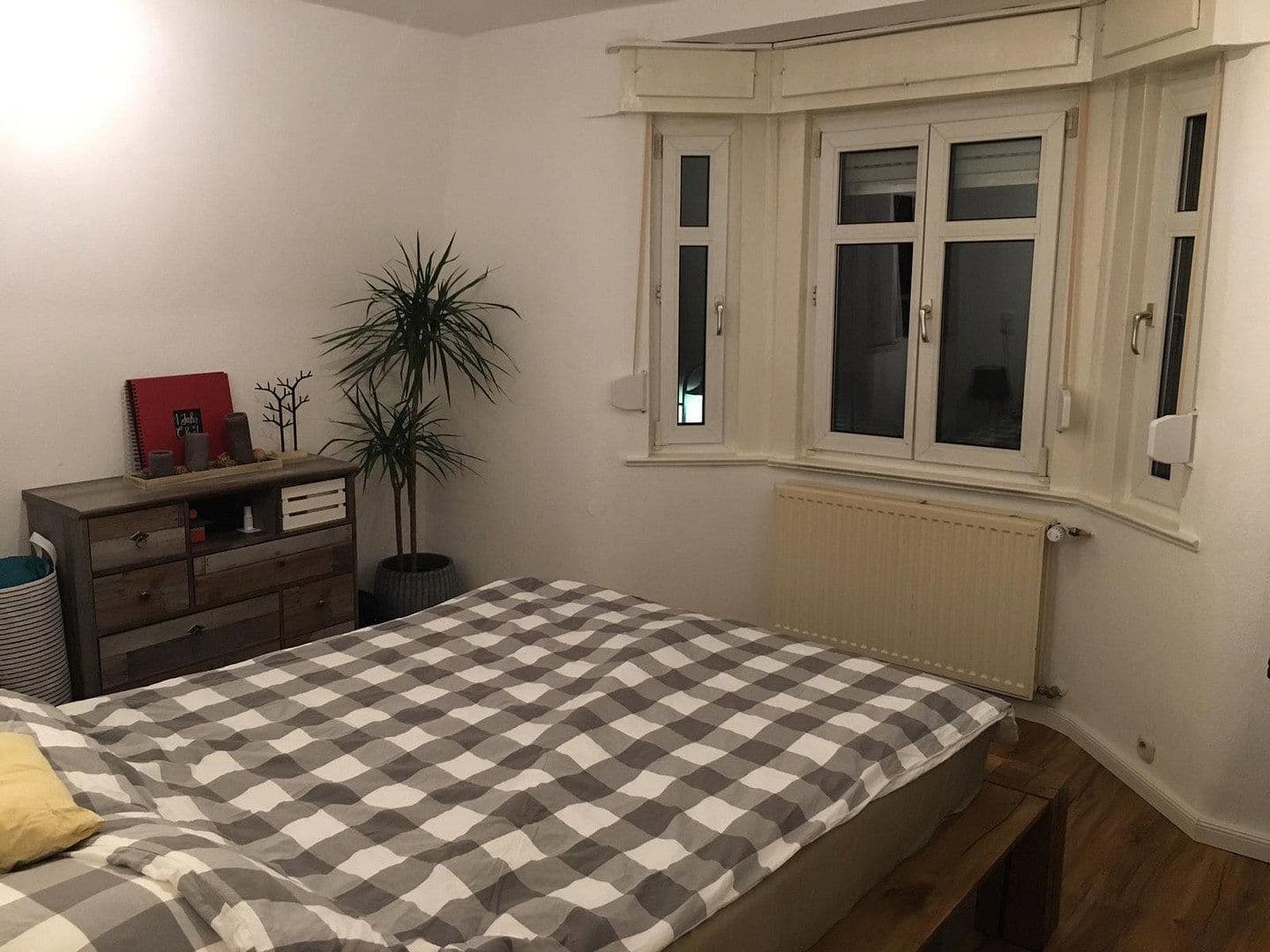Pronájem domu 46 m², pozemek 38 m², Stuttgart, Bádensko-Württembersko Pronájem domu 46 m², pozemek 38 m², Stuttgart, Bádensko-Württembersko