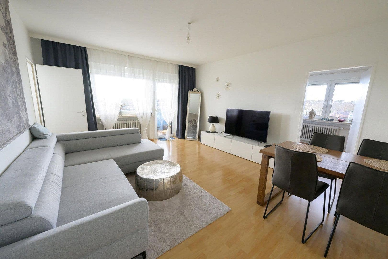 Pronájem bytu 2+1 44 m², Schwarzwaldstraße 49, Mörfelden-Walldorf, Hessen Pronájem bytu 2+1 44 m², Schwarzwaldstraße 49, Mörfelden-Walldorf, Hessen