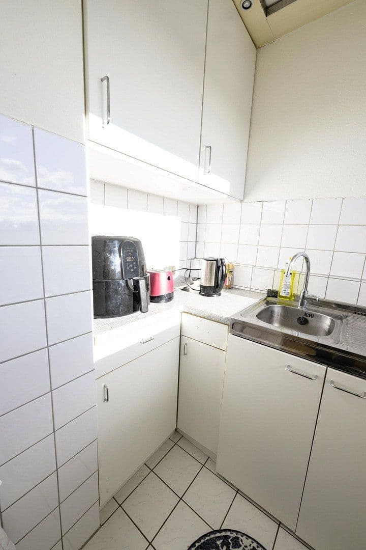Pronájem bytu 2+1 44 m², Schwarzwaldstraße 49, Mörfelden-Walldorf, Hessen Pronájem bytu 2+1 44 m², Schwarzwaldstraße 49, Mörfelden-Walldorf, Hessen