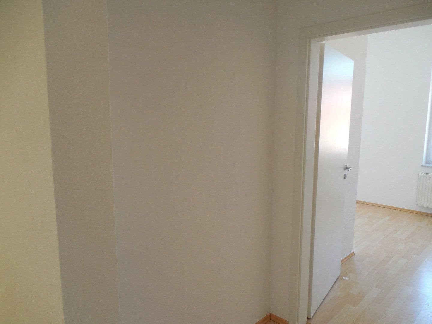 Pronájem bytu 2+1 60 m², Rousseaustr. 17, Starohrad, Durynsko Pronájem bytu 2+1 60 m², Rousseaustr. 17, Starohrad, Durynsko