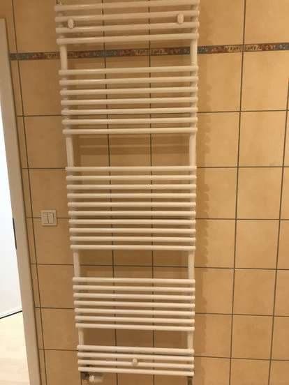 Pronájem bytu 2+1 60 m², Rousseaustr. 17, Starohrad, Durynsko Pronájem bytu 2+1 60 m², Rousseaustr. 17, Starohrad, Durynsko
