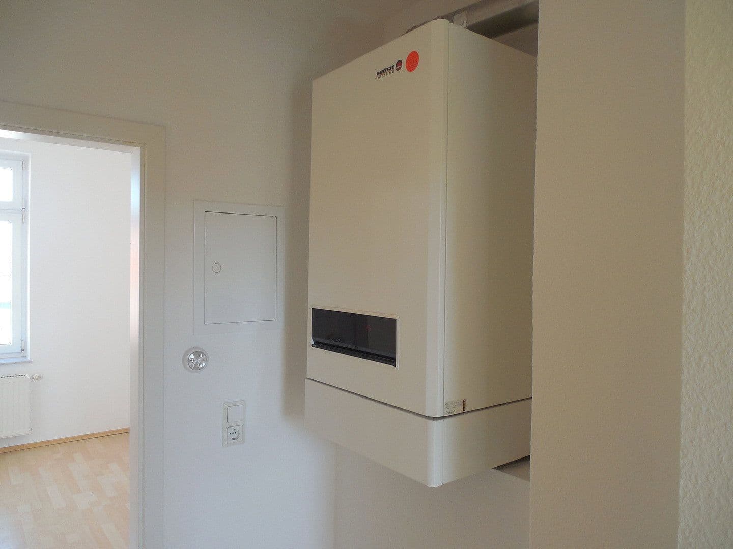 Pronájem bytu 2+1 60 m², Rousseaustr. 17, Starohrad, Durynsko Pronájem bytu 2+1 60 m², Rousseaustr. 17, Starohrad, Durynsko