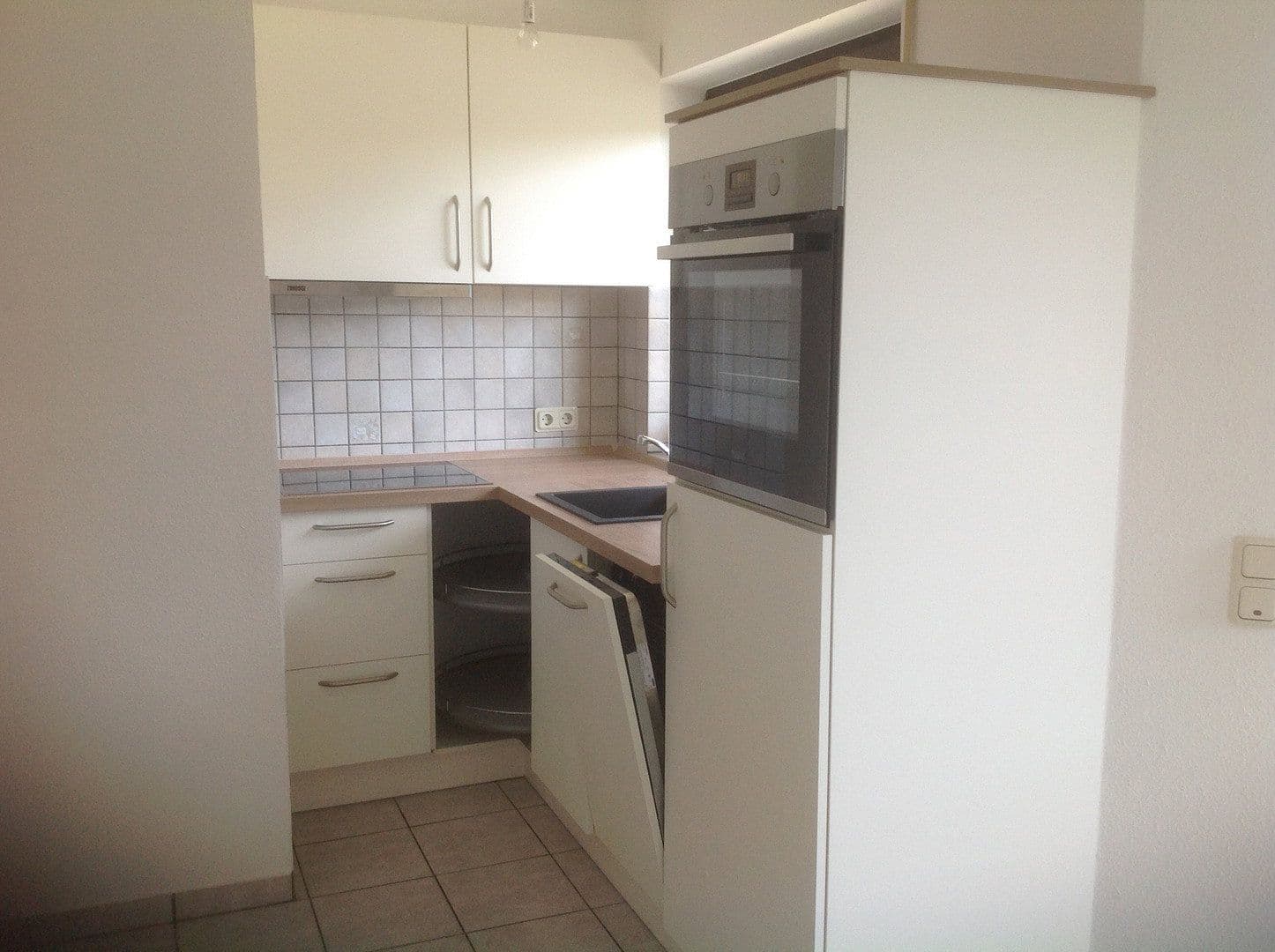 Pronájem bytu 2+1 40 m², Wiehl, Severní Porýní-Vestfálsko Pronájem bytu 2+1 40 m², Wiehl, Severní Porýní-Vestfálsko