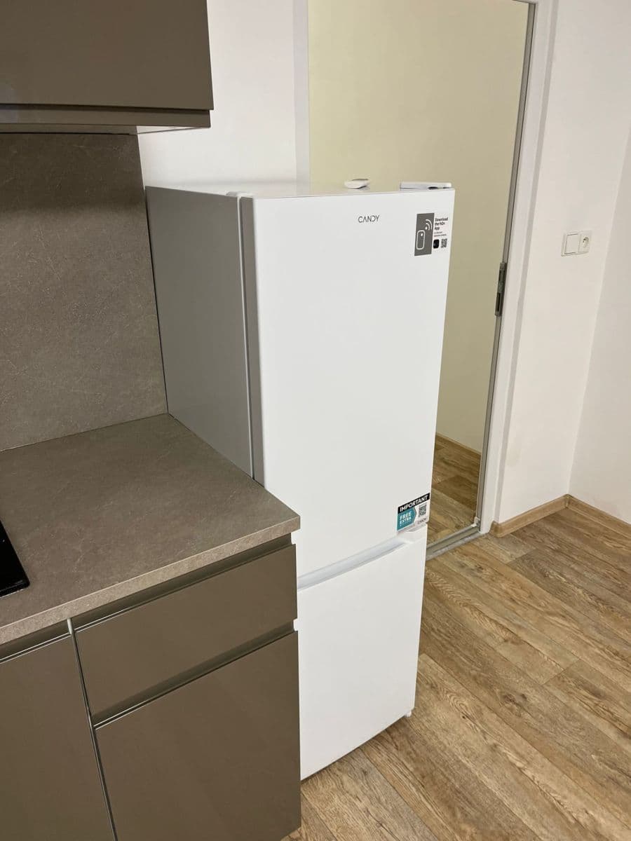 Pronájem bytu 1+kk 40 m², Klášterská, Jindřichův Hradec, Jihočeský kraj Pronájem bytu 1+kk 40 m², Klášterská, Jindřichův Hradec, Jihočeský kraj