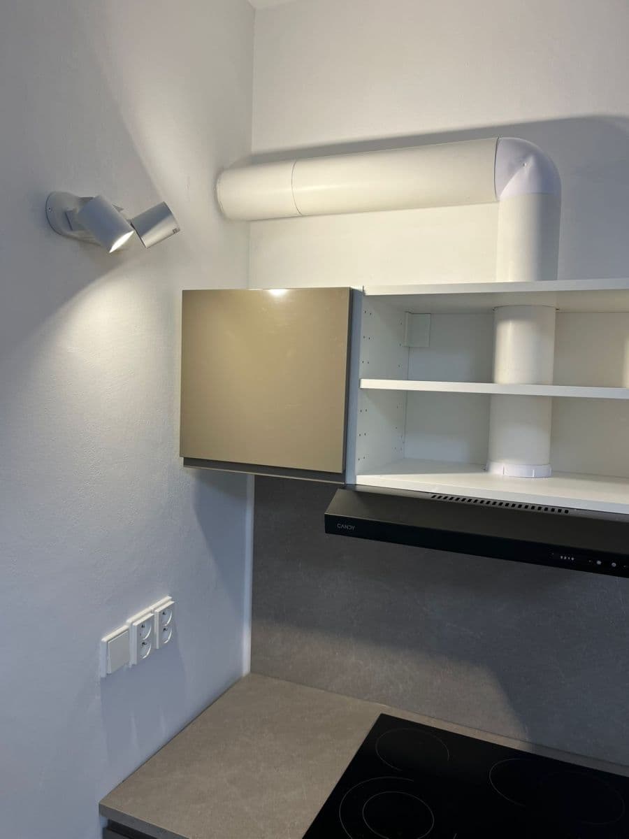 Pronájem bytu 1+kk 40 m², Klášterská, Jindřichův Hradec, Jihočeský kraj Pronájem bytu 1+kk 40 m², Klášterská, Jindřichův Hradec, Jihočeský kraj
