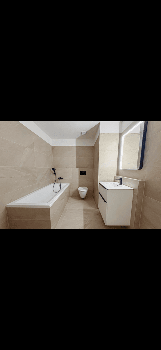 Pronájem bytu 1+kk 34 m², Dobrovodská, České Budějovice, Jihočeský kraj Pronájem bytu 1+kk 34 m², Dobrovodská, České Budějovice, Jihočeský kraj