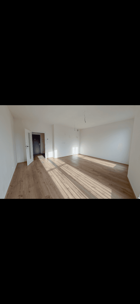 Pronájem bytu 1+kk 34 m², Dobrovodská, České Budějovice, Jihočeský kraj Pronájem bytu 1+kk 34 m², Dobrovodská, České Budějovice, Jihočeský kraj