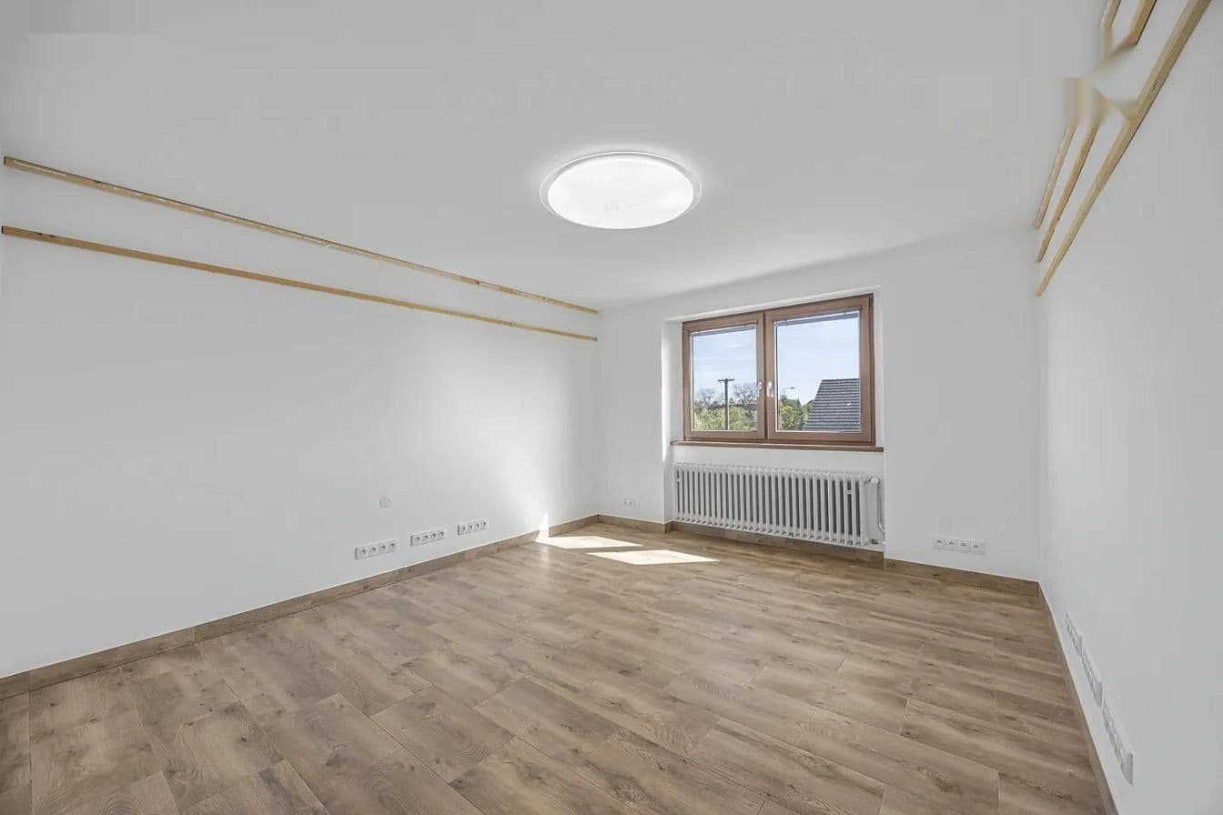 Prodej domu 150 m², pozemek 969 m², Černilovská, Hradec Králové, Královéhradecký kraj Prodej domu 150 m², pozemek 969 m², Černilovská, Hradec Králové, Královéhradecký kraj