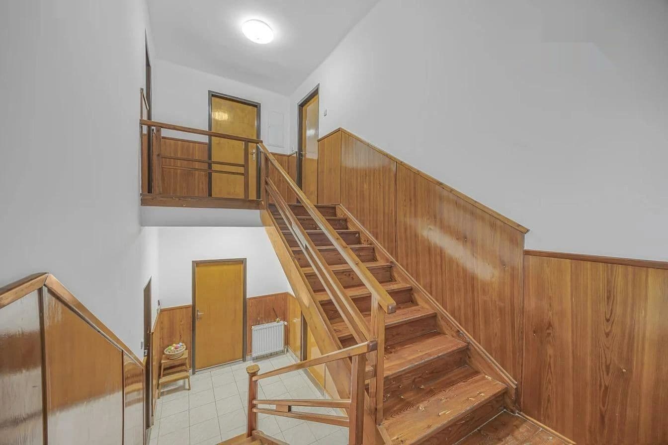 Prodej domu 150 m², pozemek 969 m², Černilovská, Hradec Králové, Královéhradecký kraj Prodej domu 150 m², pozemek 969 m², Černilovská, Hradec Králové, Královéhradecký kraj