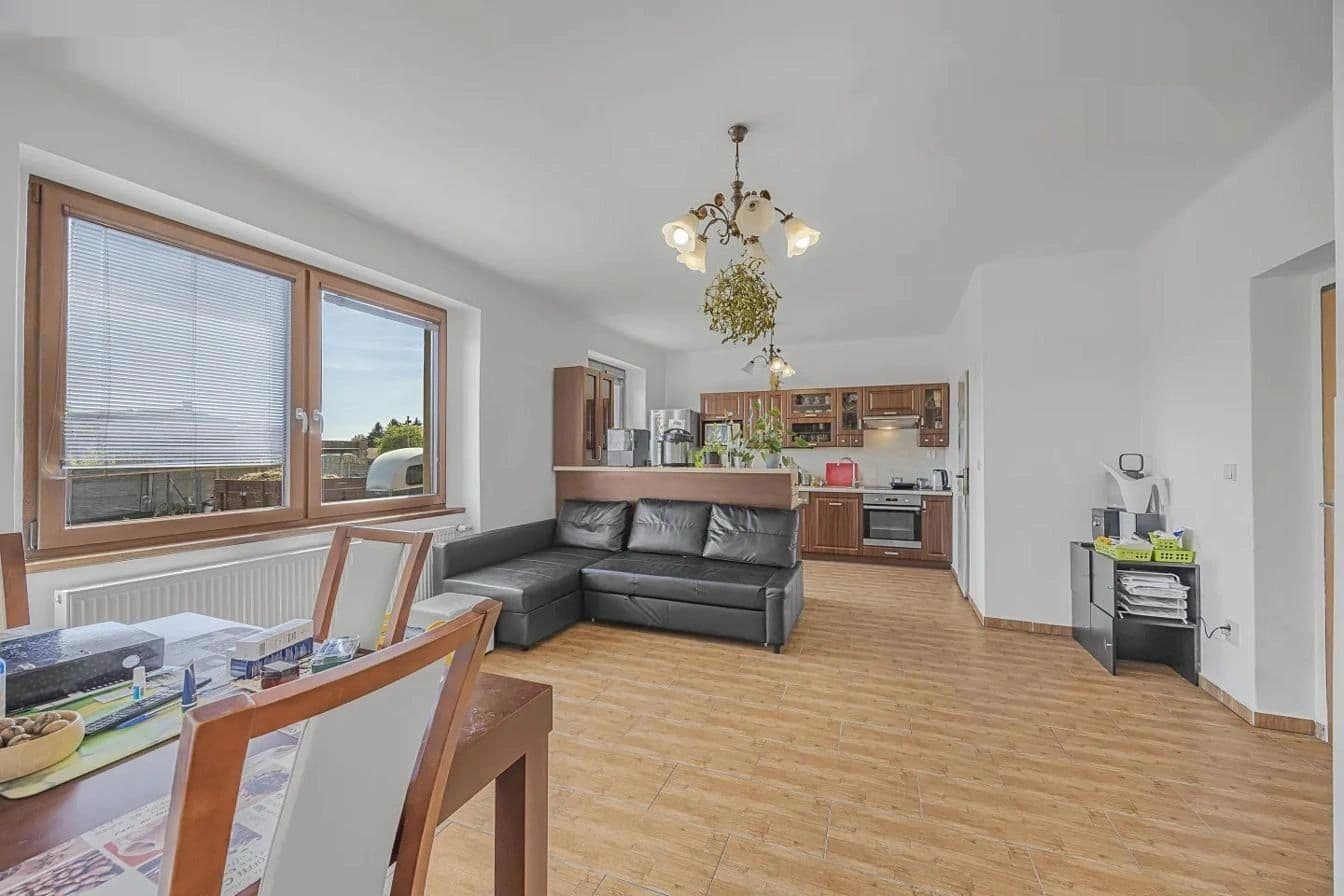 Prodej domu 150 m², pozemek 969 m², Černilovská, Hradec Králové, Královéhradecký kraj Prodej domu 150 m², pozemek 969 m², Černilovská, Hradec Králové, Královéhradecký kraj