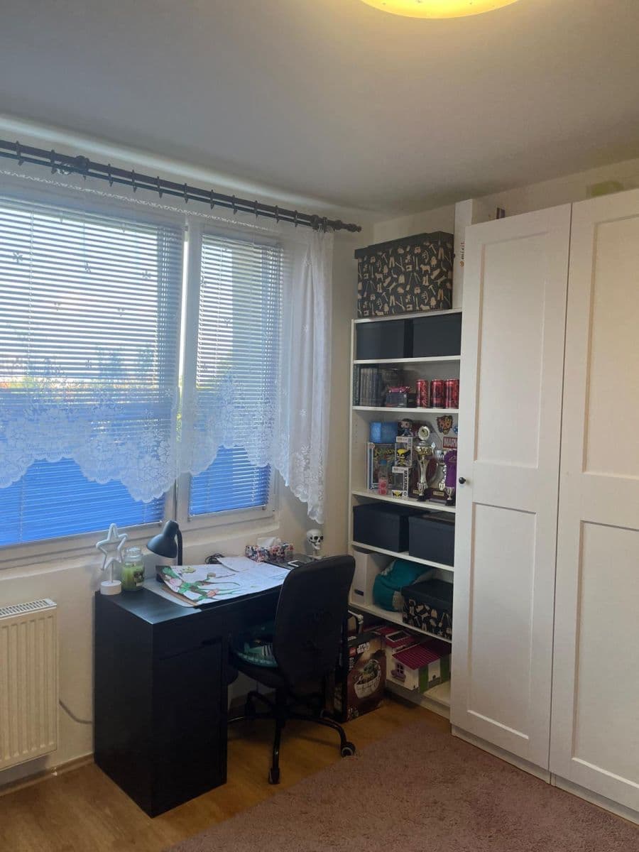 Prodej bytu 3+1 78 m², Otradovická, Praha, Praha Prodej bytu 3+1 78 m², Otradovická, Praha, Praha