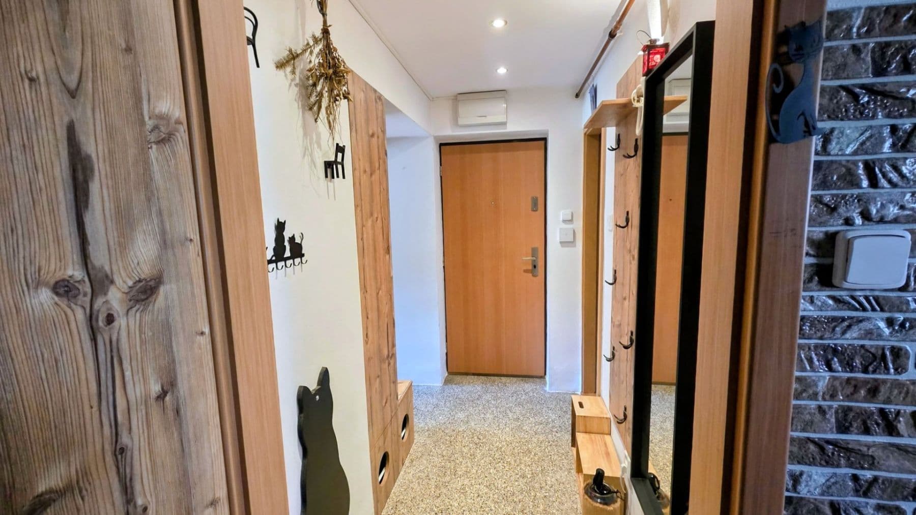 Prodej bytu 3+kk 56 m², Kpt. Jaroše, Beroun, Středočeský kraj Prodej bytu 3+kk 56 m², Kpt. Jaroše, Beroun, Středočeský kraj