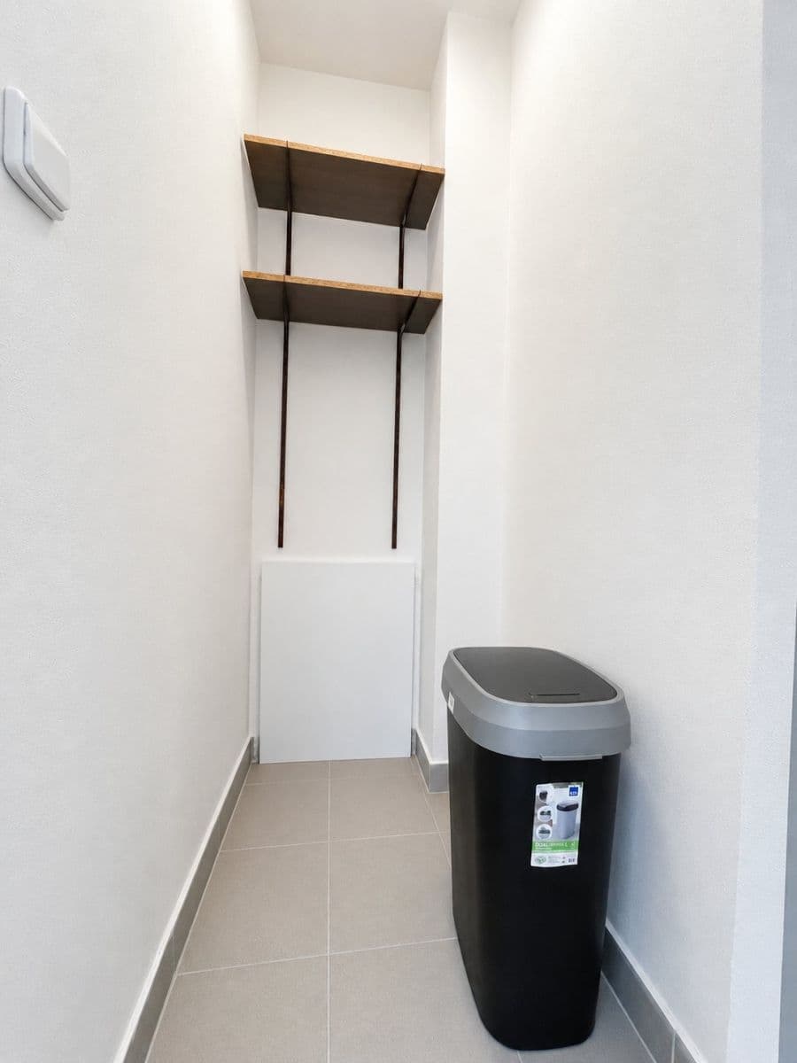 Pronájem bytu 2+1 55 m², Vlhká, Brno, Jihomoravský kraj Pronájem bytu 2+1 55 m², Vlhká, Brno, Jihomoravský kraj