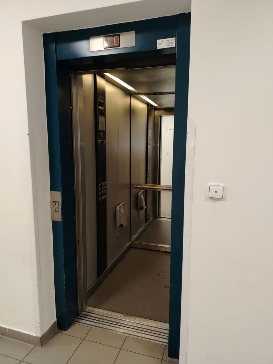 Pronájem bytu 1+1 44 m², Petržílkova, Praha, Praha Pronájem bytu 1+1 44 m², Petržílkova, Praha, Praha