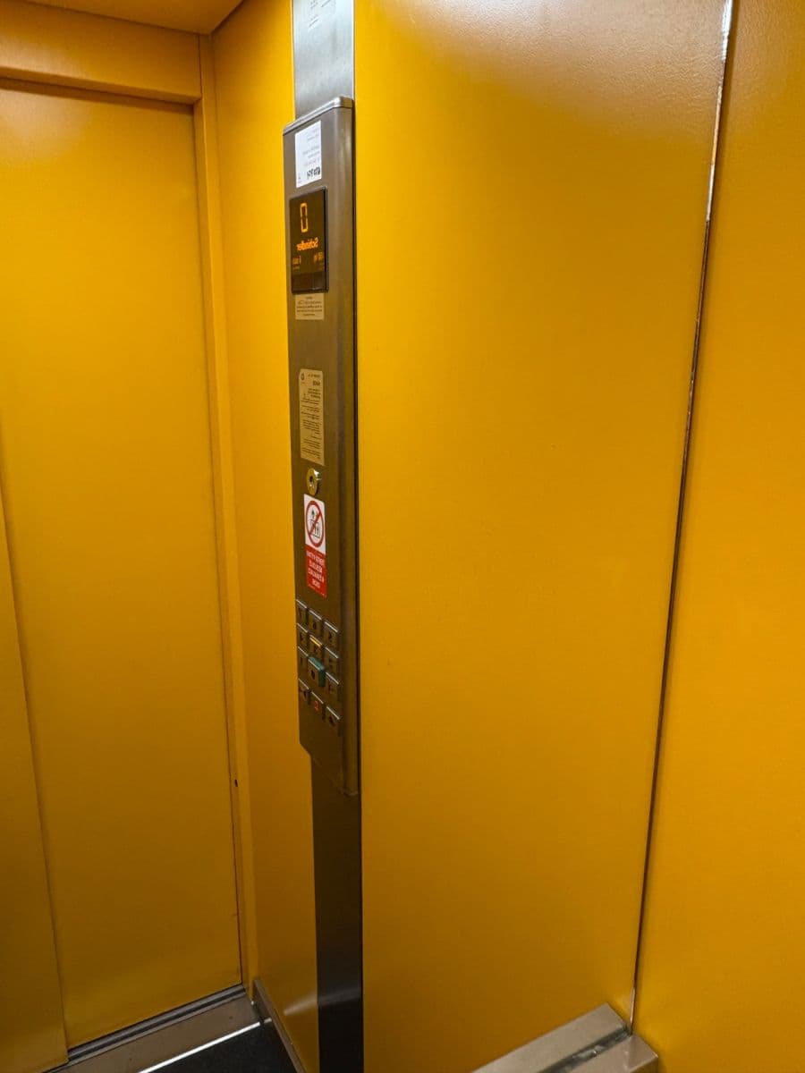 Pronájem bytu 4+1 97 m², Renoirova, Praha, Praha Pronájem bytu 4+1 97 m², Renoirova, Praha, Praha