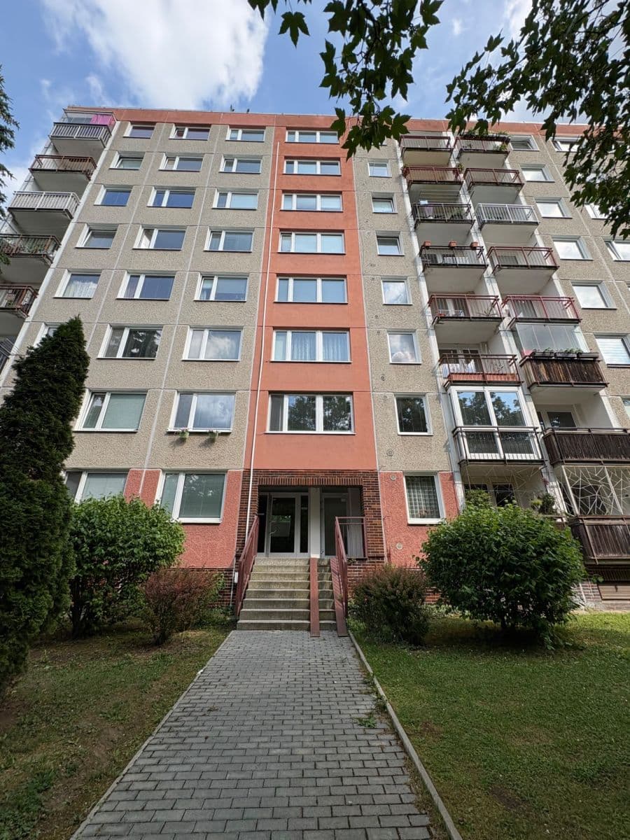 Pronájem bytu 4+1 97 m², Renoirova, Praha, Praha Pronájem bytu 4+1 97 m², Renoirova, Praha, Praha