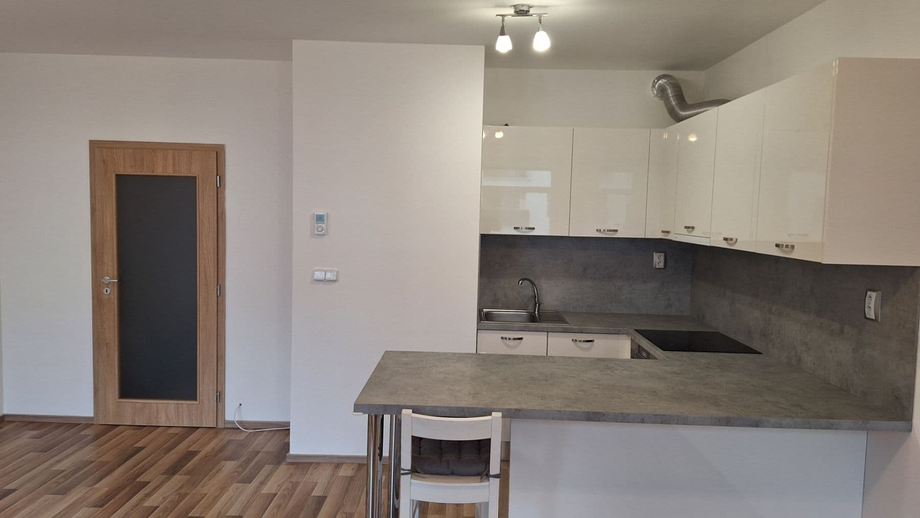 Pronájem bytu 1+kk 34 m², Oty Bubeníčka, Praha, Praha Pronájem bytu 1+kk 34 m², Oty Bubeníčka, Praha, Praha
