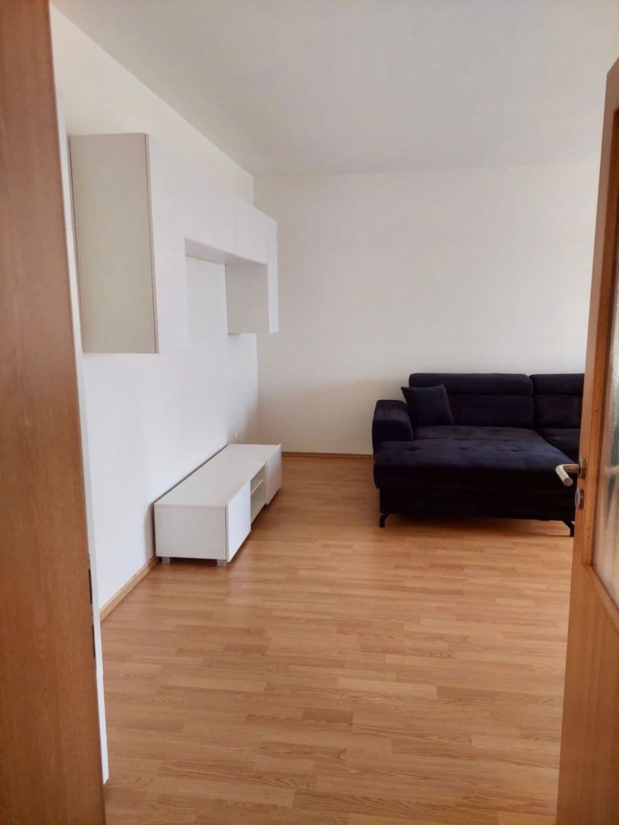 Prodej bytu 2+kk 59 m², Žitná, Hostivice, Středočeský kraj Prodej bytu 2+kk 59 m², Žitná, Hostivice, Středočeský kraj